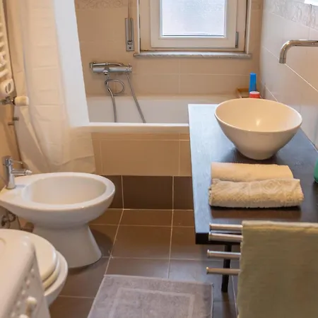 Apartamento Unique And Lovely Novara